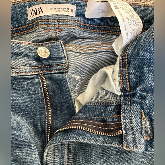 Zara (8) Cropped and Cuffed Dark Wash Blue Denim - Picture 4 of 13